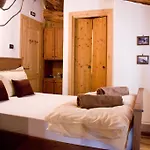 Apart Otel Contrada Beltramelli 3*