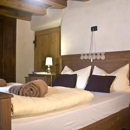 Ξενοδοχείο με διαμερίσματα Contrada Beltramelli Villa di Tirano