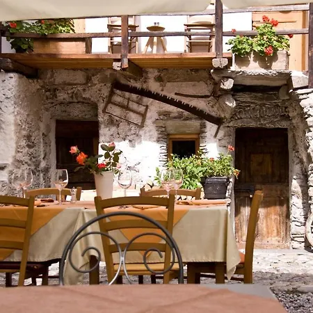 Ξενοδοχείο με διαμερίσματα Contrada Beltramelli Villa di Tirano