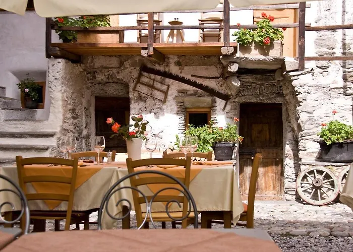 מלון דירות Contrada Beltramelli Villa di Tirano