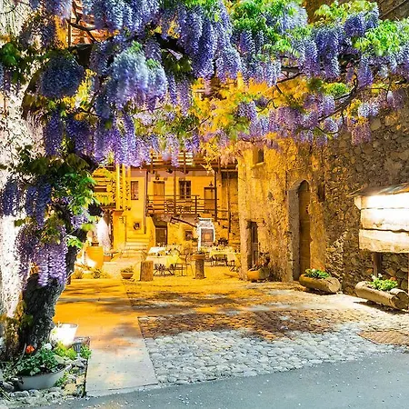 コントラーダ ベルトラメッリ Villa di Tirano